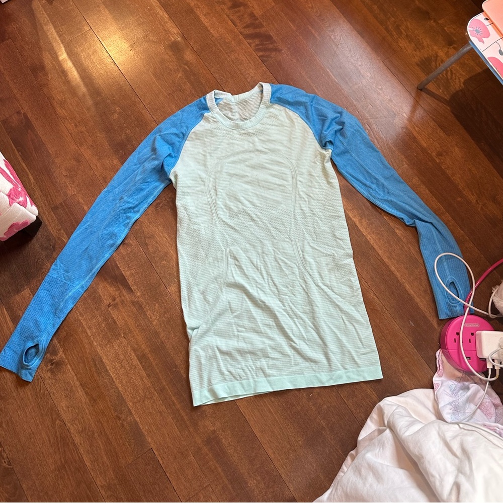 Lululemon Swift slim fit running shirt